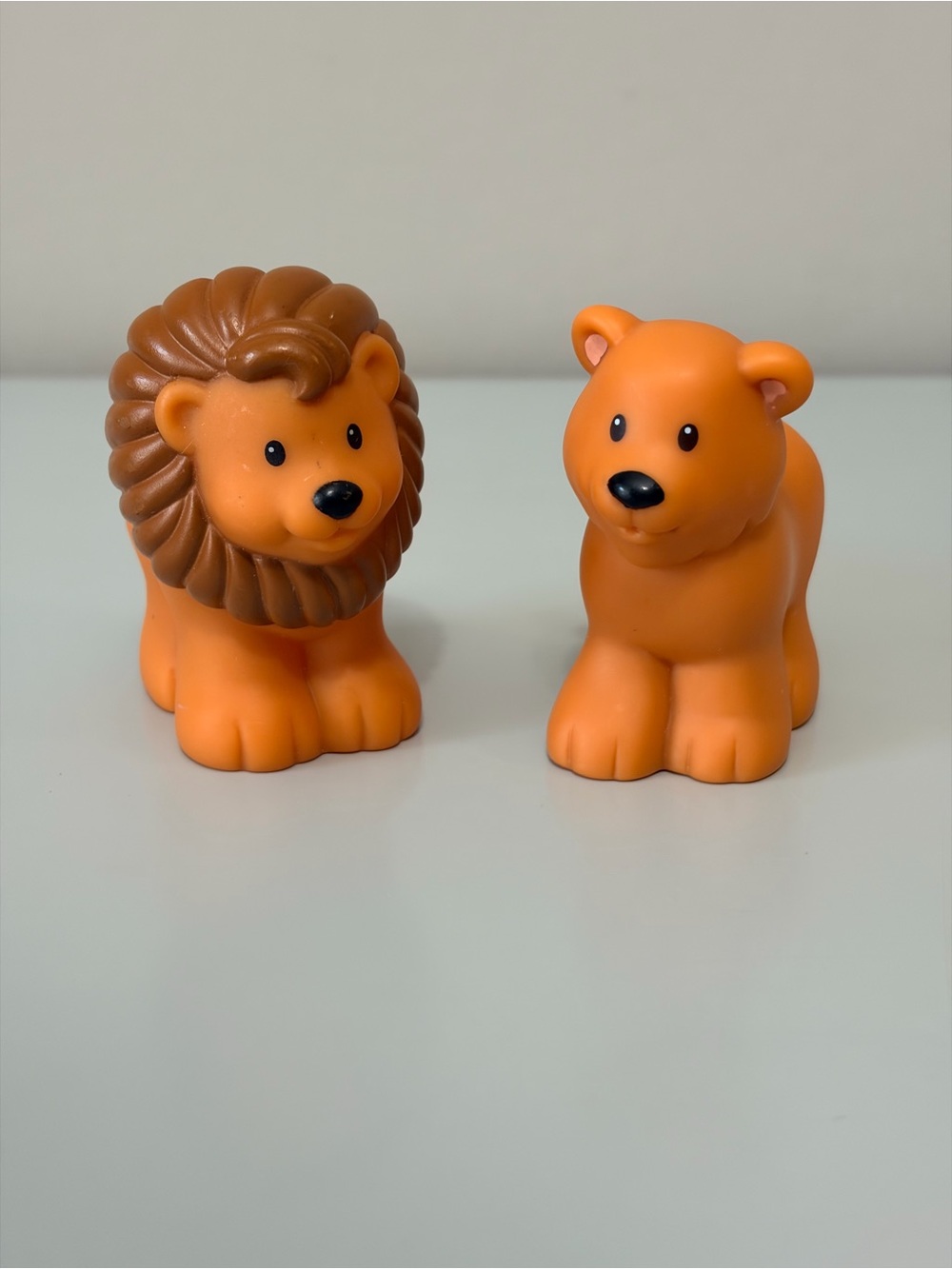 2002 Fisher-Price Little People Lion Figures -  Noah’s Ark Zoo Animal Playset